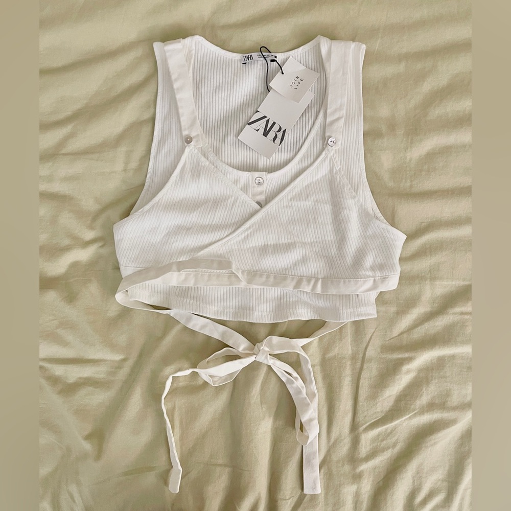 ZARA  🔆 white cropped ribbed stretch wrapped tank top
